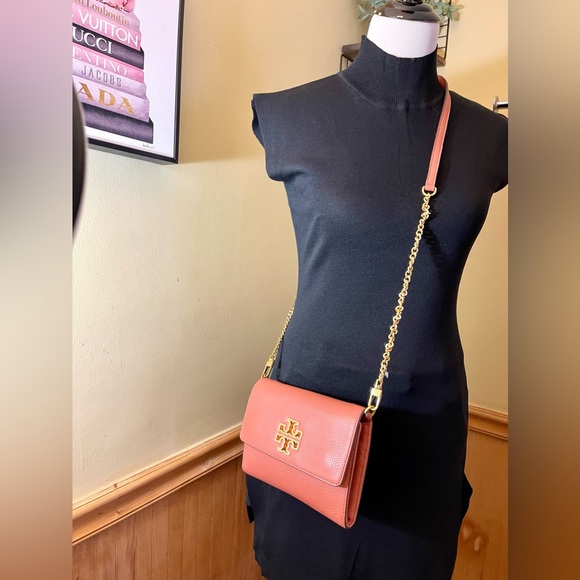 ❌SOLD❌   🌸ON SALE🌸  Brand New Tory Burch Crossbody Bag 100% Authentic leather! - Picture 4 of 9